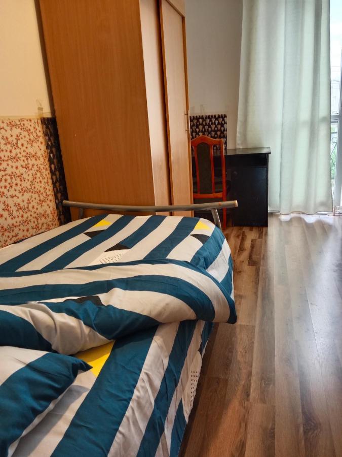 Bed and Breakfast La Madriguera Raszyn Exterior foto